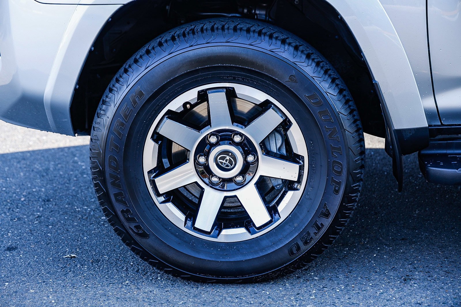 Used 2024 Toyota 4Runner TRD Off-Road Premium image 9