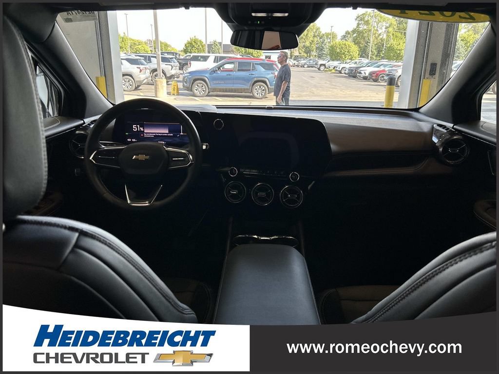 Used 2024 Chevrolet Blazer EV LT AWD/4WD image 16