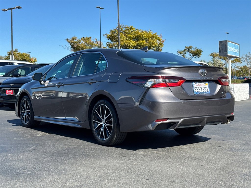 Used 2023 Toyota Camry SE image 10