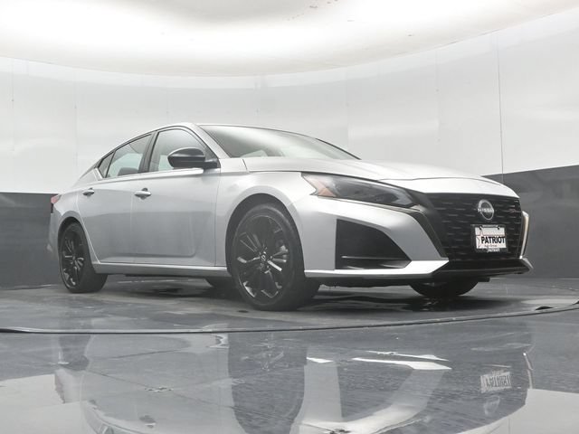 Used 2023 Nissan Altima 2.5 SR FWD image 50