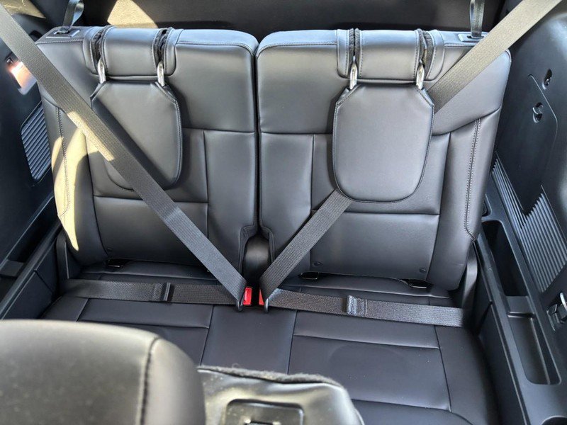 Used 2023 Ford Explorer XLT w/ Equipment Group 202A image 12