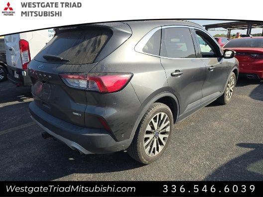 Used 2020 Ford Escape Titanium image 4