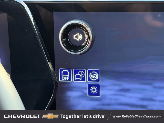 Used 2024 Chevrolet Equinox EV RS w/ Active Safety Package 3 FWD image 23