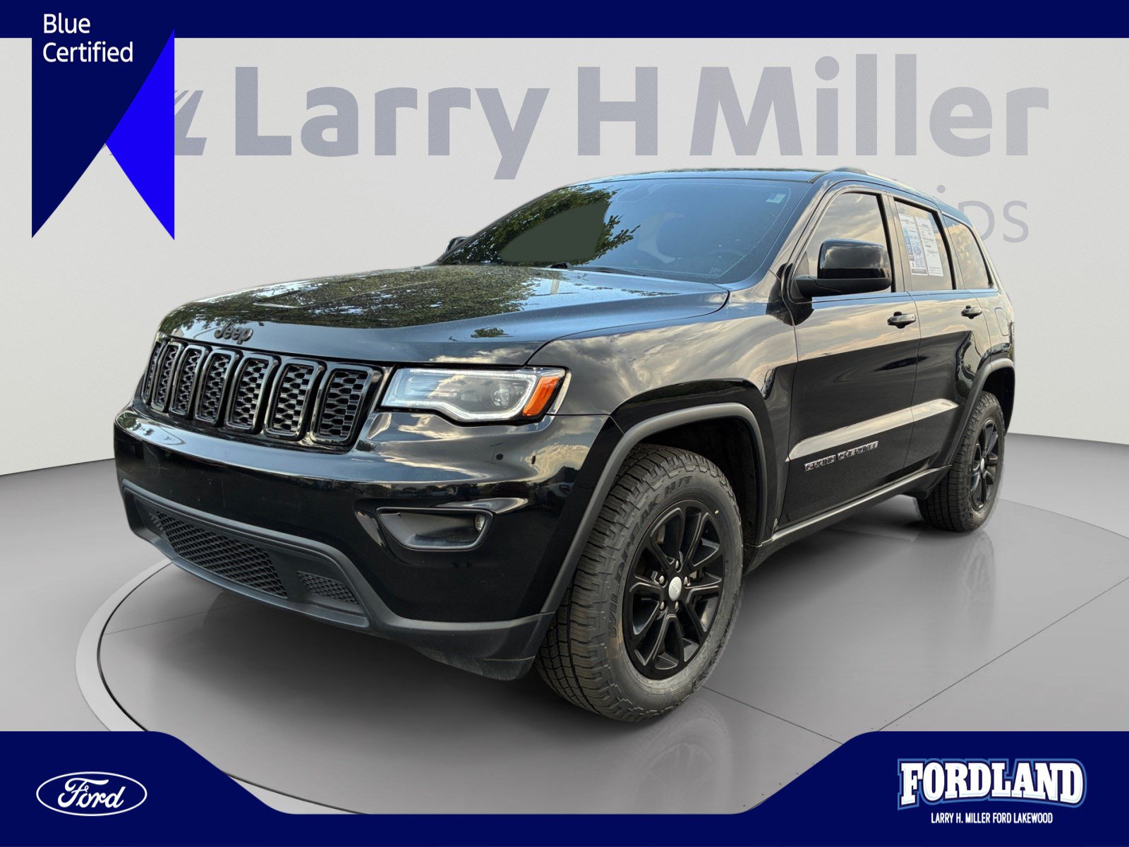 Used 2021 Jeep Grand Cherokee Laredo AWD/4WD image 1