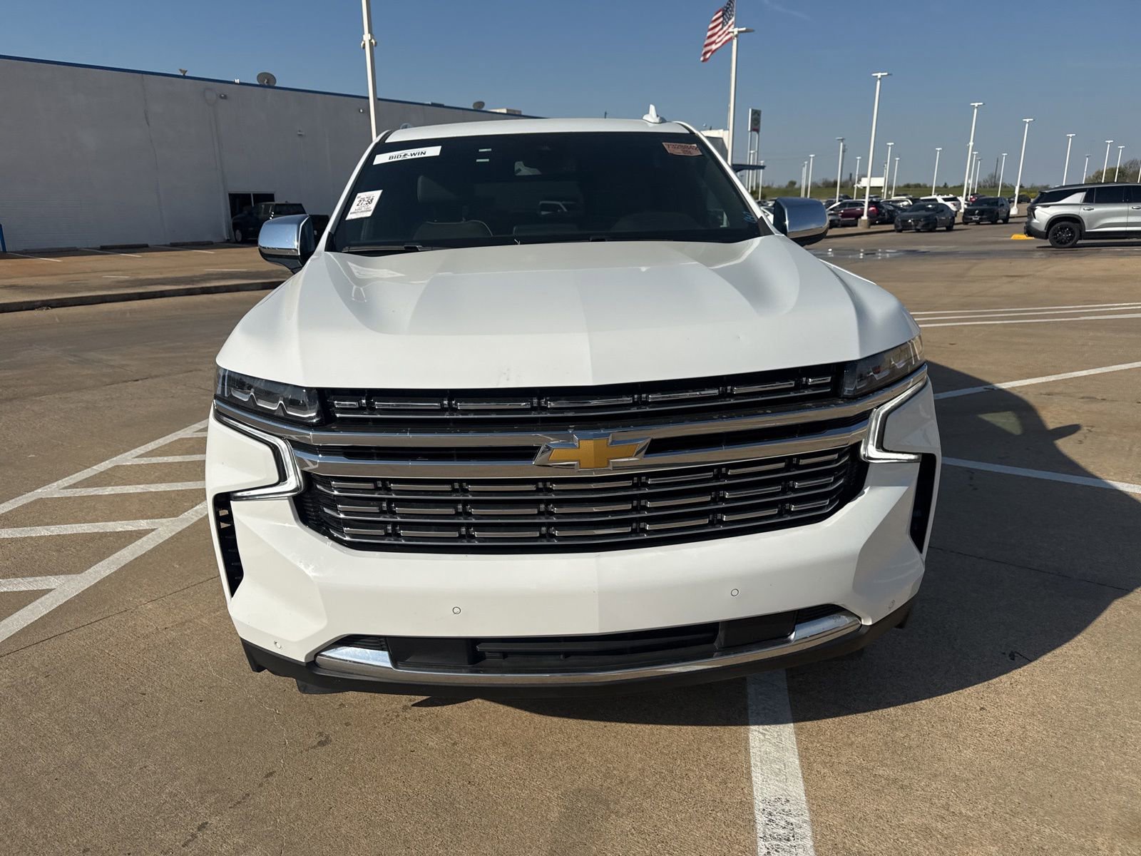 Used 2023 Chevrolet Suburban Premier image 2