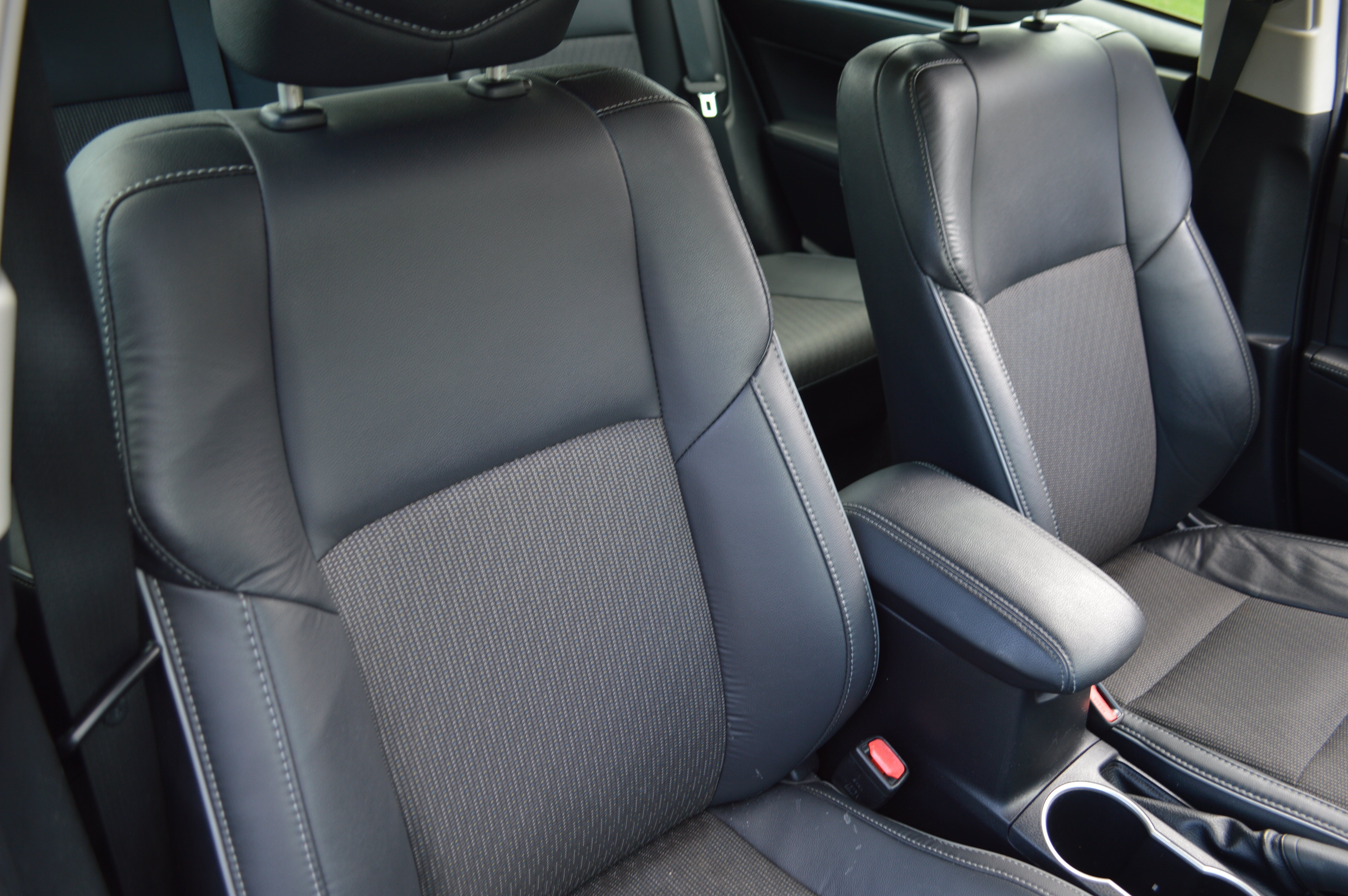 Used 2015 Toyota Corolla S FWD image 39