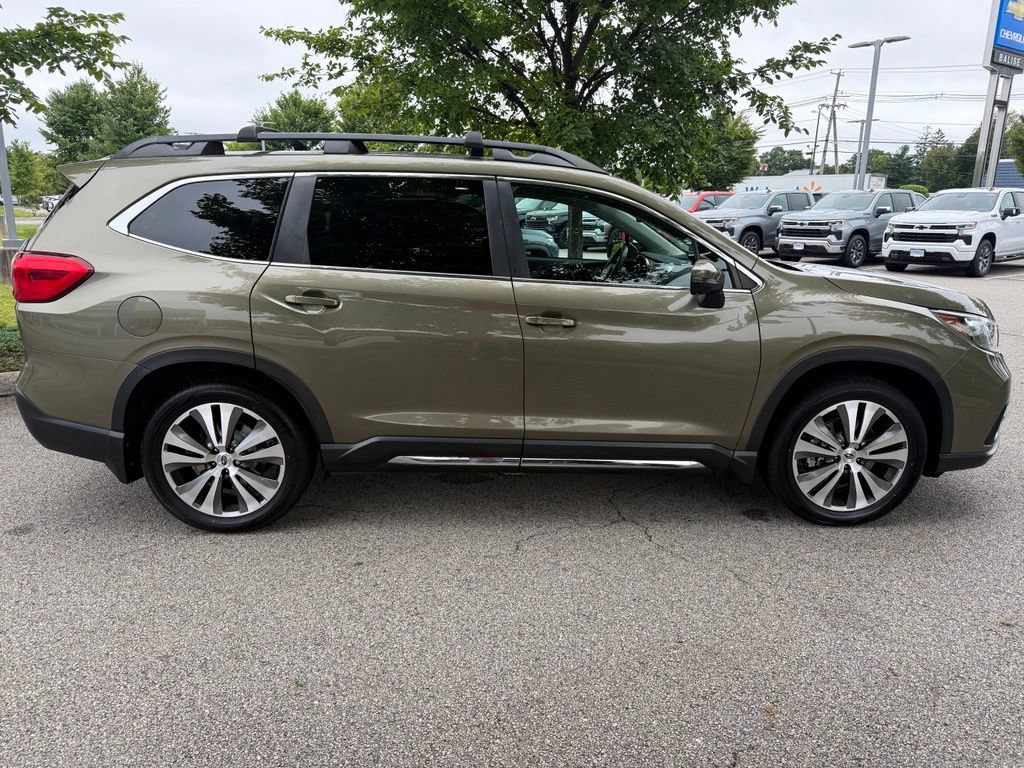 Used 2022 Subaru Ascent Limited w/ Technology Package AWD/4WD image 6