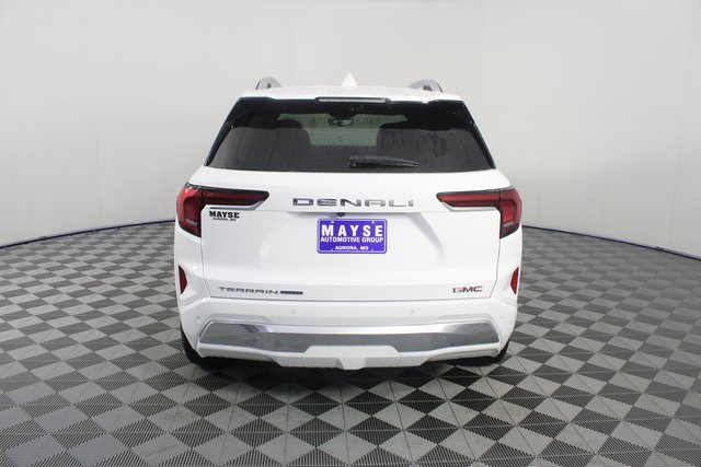 New 2026 GMC Terrain Denali image 28