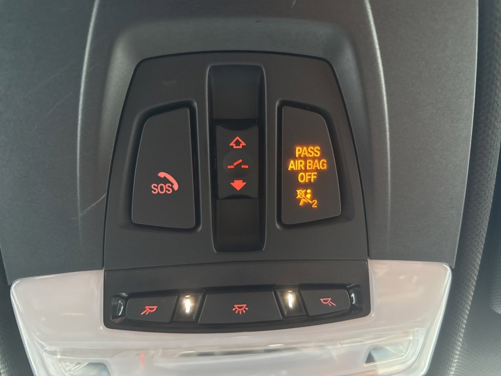 Used 2017 BMW 330i xDrive Wagon w/ Premium Package image 40