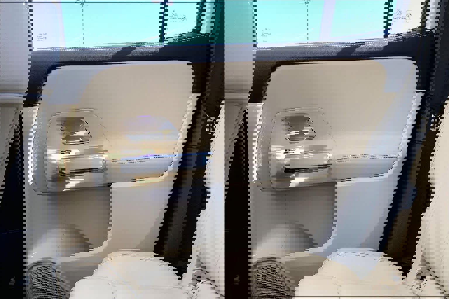 Certified 2022 Mercedes-Benz GLB 250 image 36