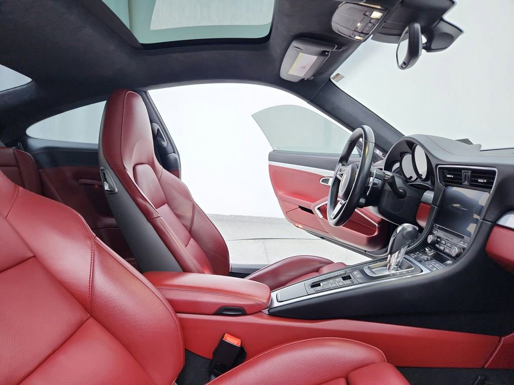 Used 2017 Porsche 911 Carrera 4S image 32