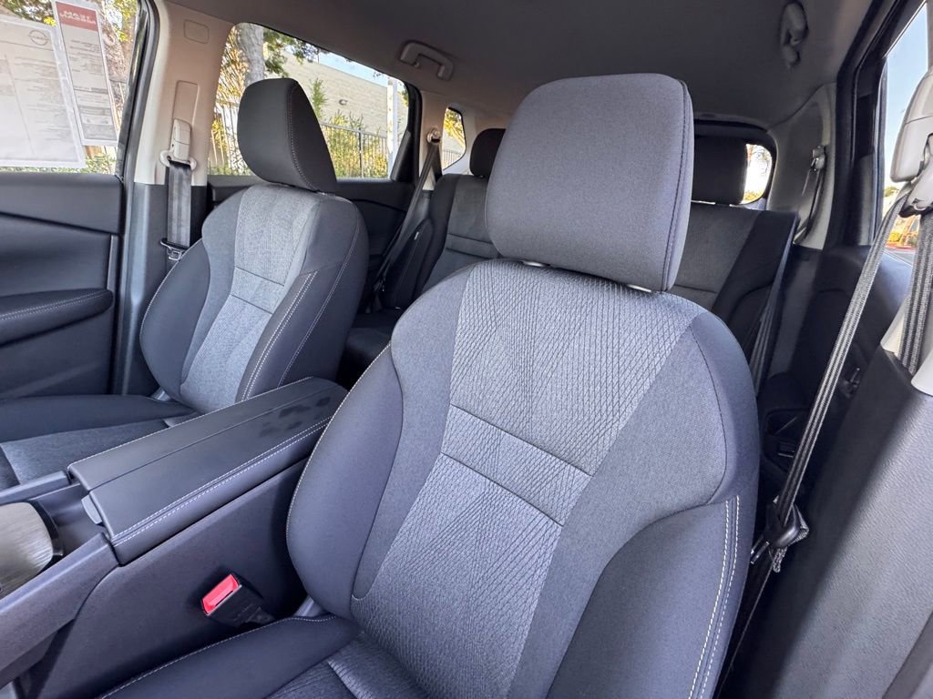 New 2026 Nissan Rogue SV image 10