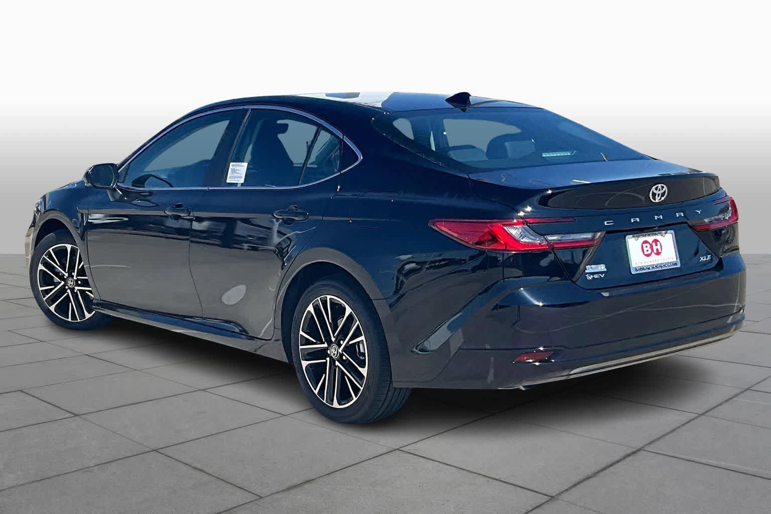 New 2026 Toyota Camry XLE FWD image 12