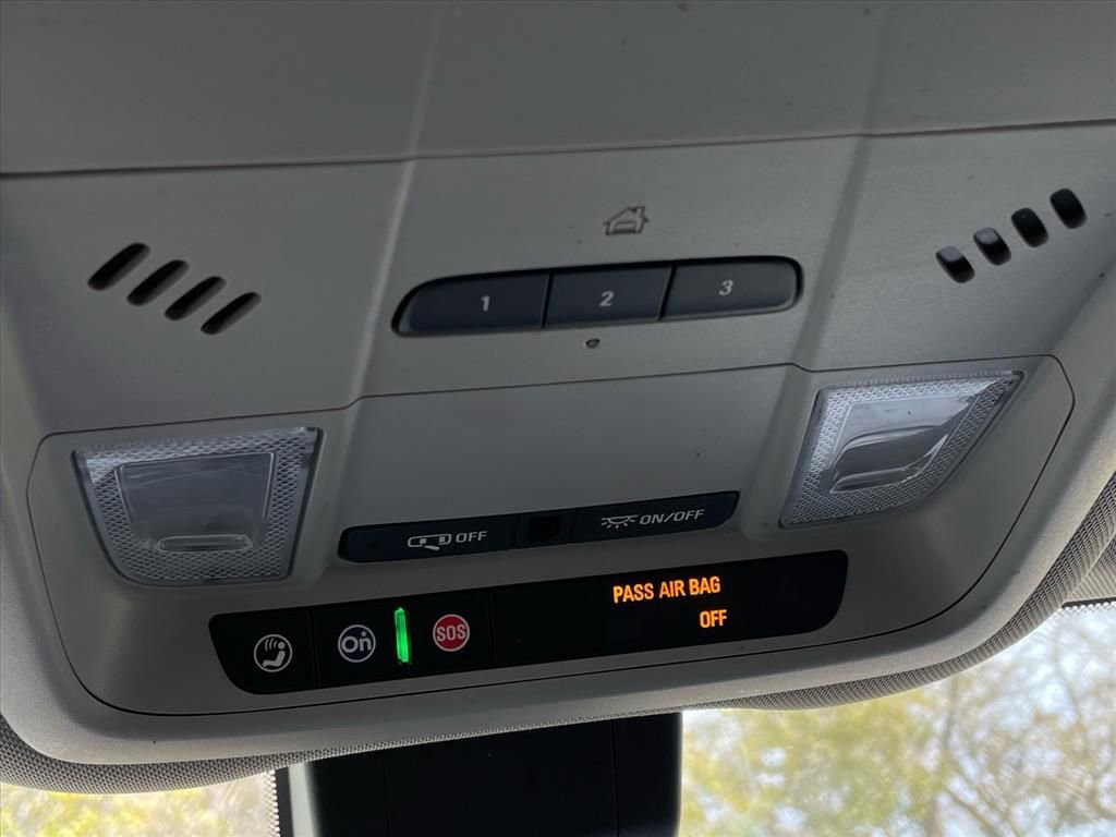 Used 2019 Chevrolet Equinox Premier image 22