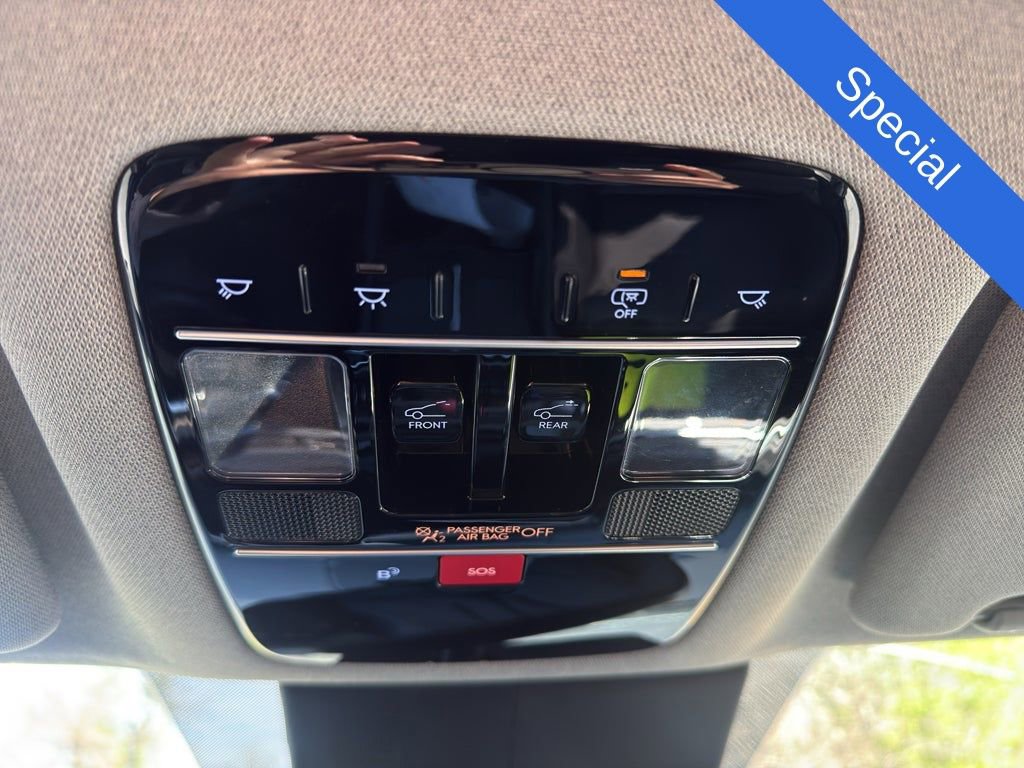 Used 2024 Hyundai Santa Fe Limited image 19