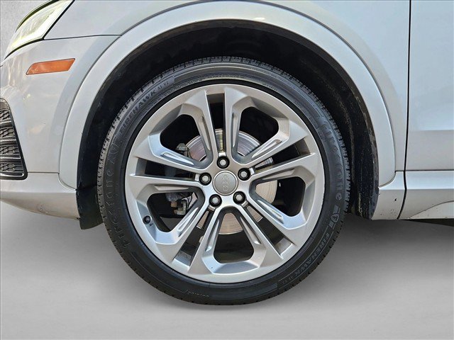 Used 2016 Audi Q3 2.0T Prestige AWD/4WD image 25