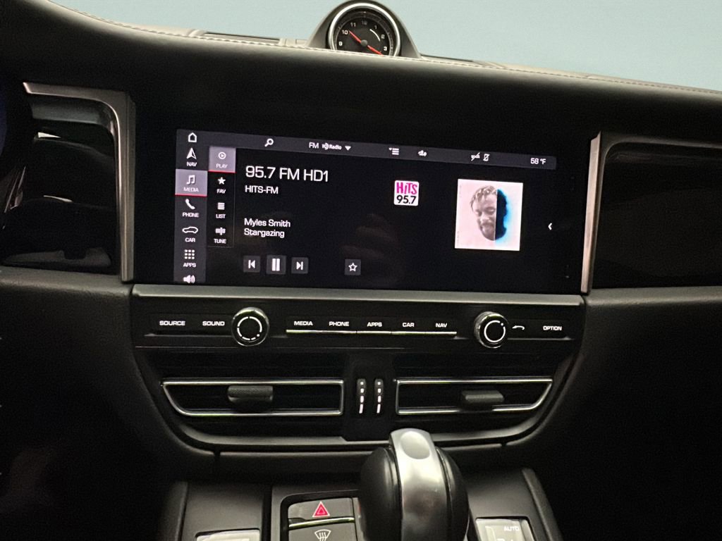 Used 2021 Porsche Macan S image 25