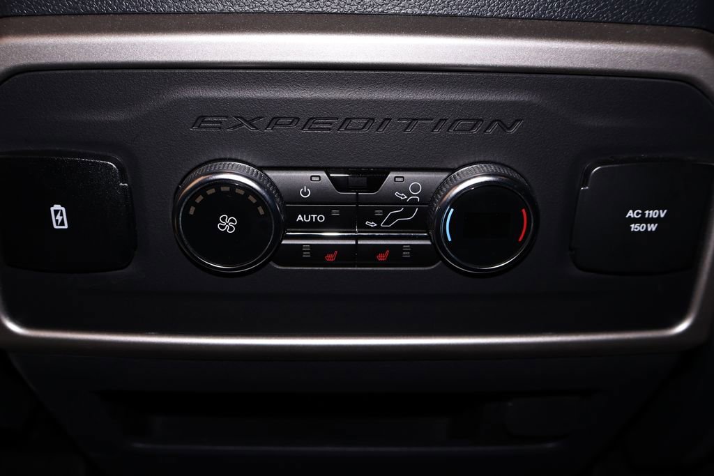 Certified 2024 Ford Expedition Limited AWD/4WD image 17