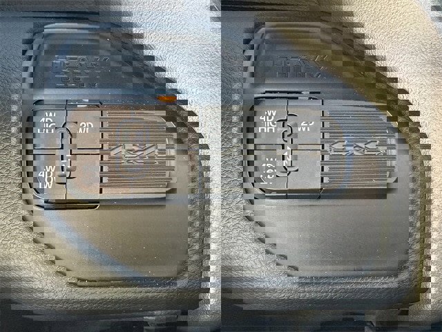 Used 2020 RAM 3500 Laramie w/ Night Edition image 22