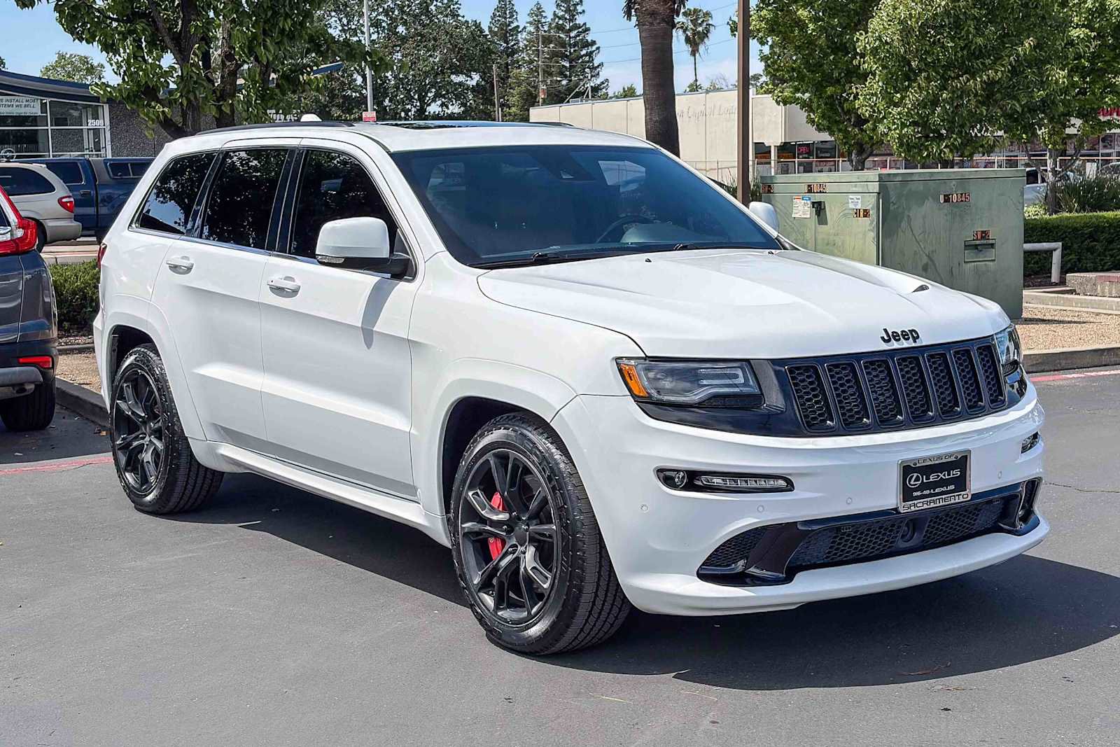 Used 2015 Jeep Grand Cherokee SRT AWD/4WD image 5