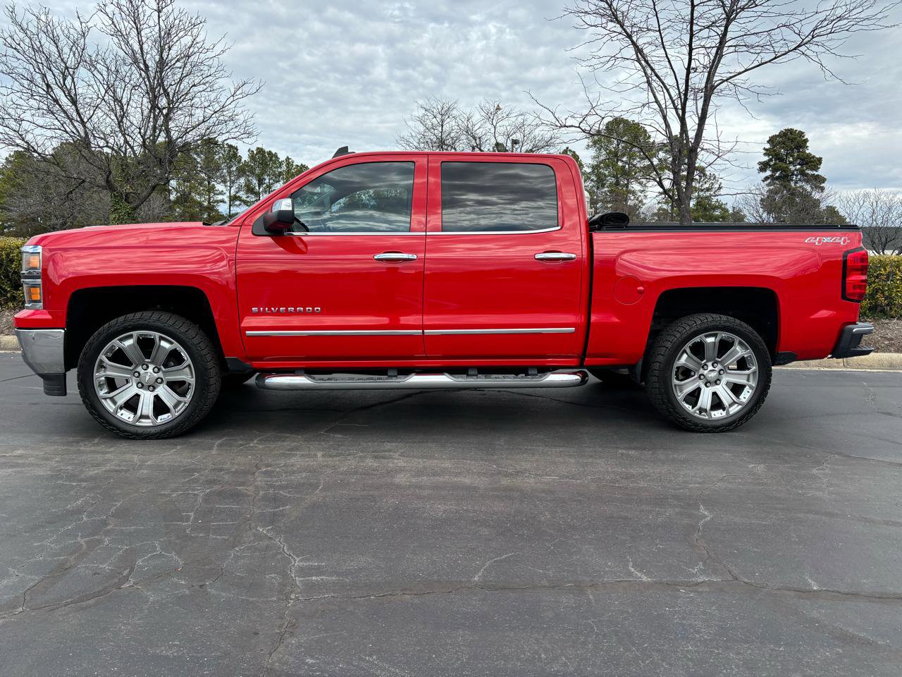 Used 2015 Chevrolet Silverado 1500 LTZ AWD/4WD image 2