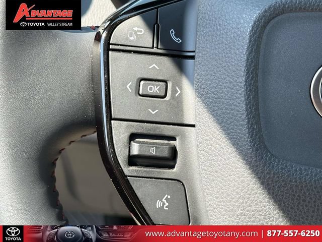 Used 2025 Toyota Prius Plug-In Hybrid w/ Limited Premium Package FWD image 28