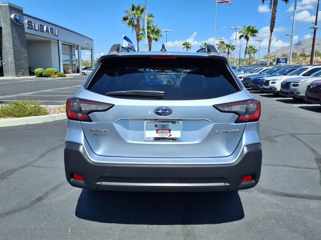Used 2023 Subaru Outback Premium AWD/4WD image 11