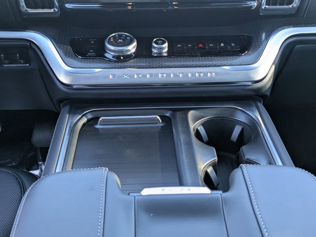 New 2026 Ford Expedition Platinum AWD/4WD image 22
