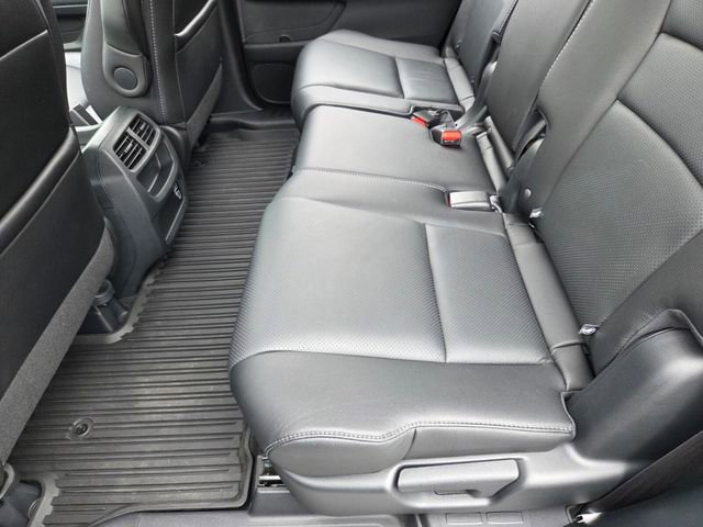 Used 2023 Honda Passport EX-L image 17