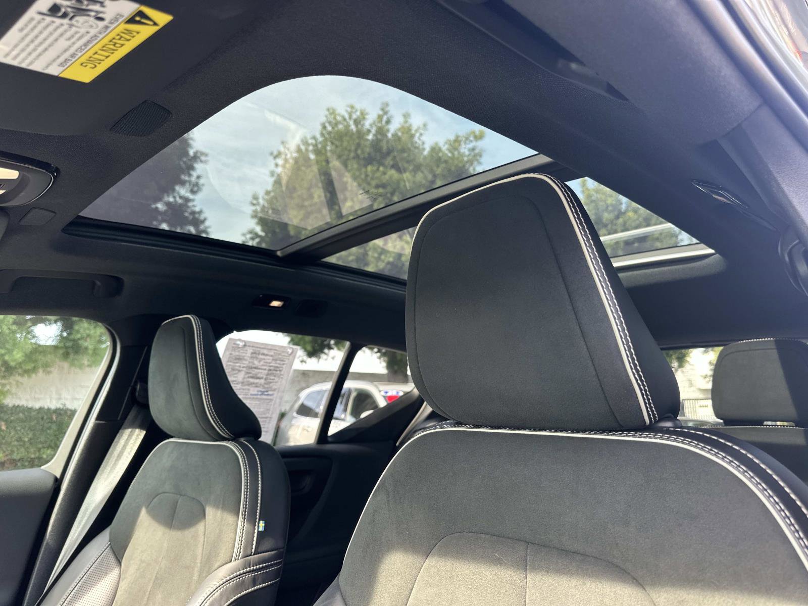 Certified 2021 Volvo XC40 P8 Recharge w/ Advanced Package image 35