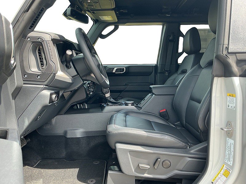 New 2026 Ford Bronco Outer Banks w/ Sasquatch Package image 10