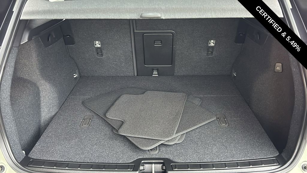 Certified 2023 Volvo XC40 B5 Plus w/ Driver Assist Package image 33