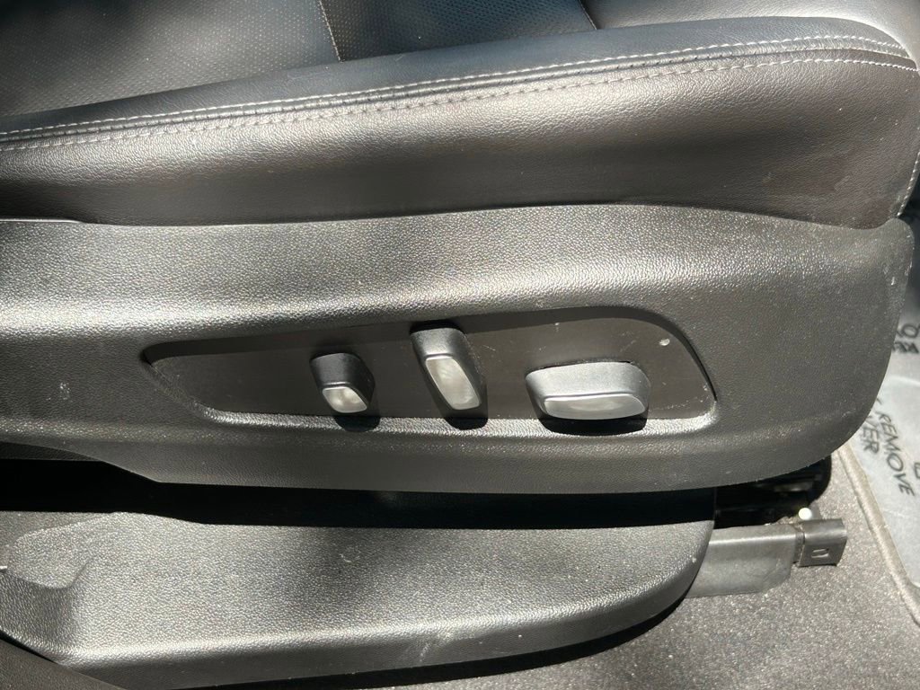 Used 2020 Cadillac XT5 Premium Luxury image 33