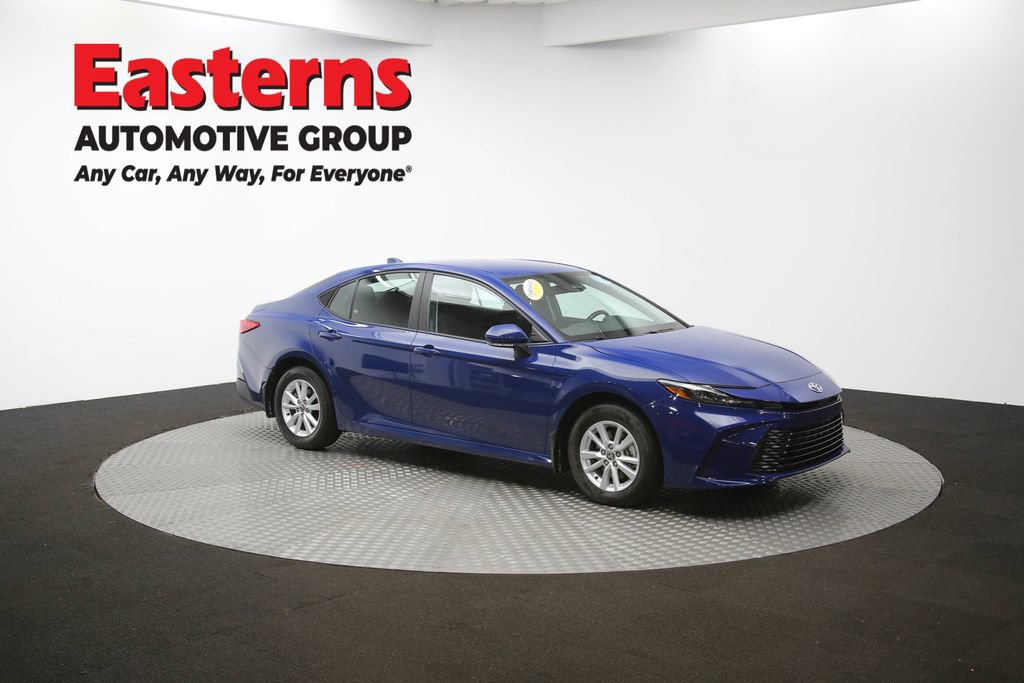 Used 2025 Toyota Camry LE w/ Convenience Package image 46