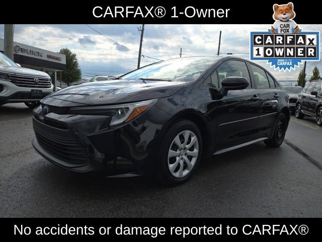 Used 2024 Toyota Corolla LE FWD image 3