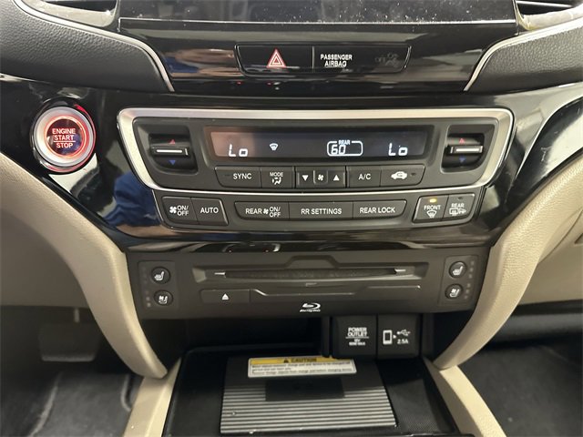 Used 2022 Honda Pilot Elite image 38