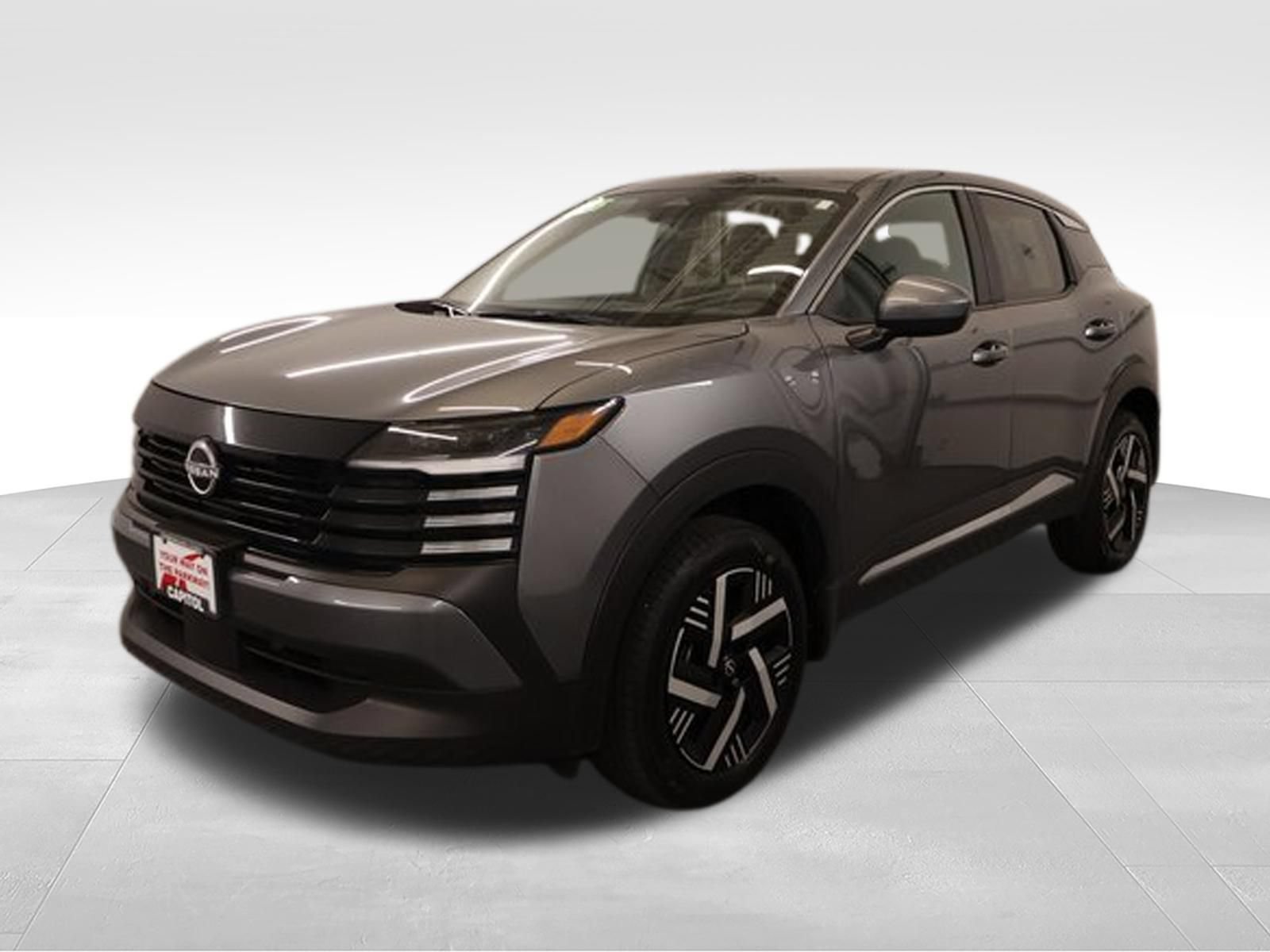 Certified 2025 Nissan Kicks SV w/ Illumination Package FWD image 5