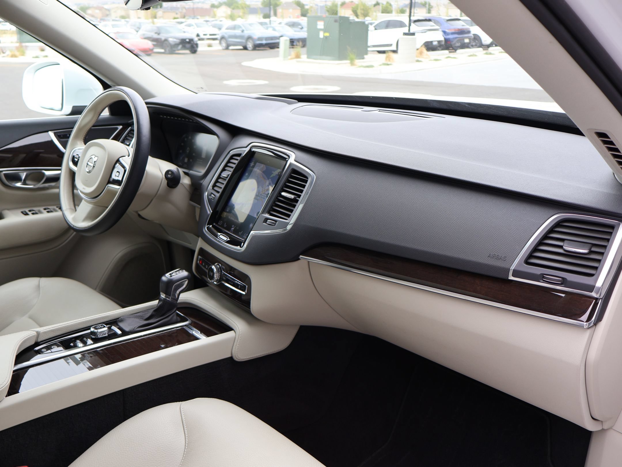 Used 2019 Volvo XC90 T6 Momentum w/ Advanced Package AWD/4WD image 29
