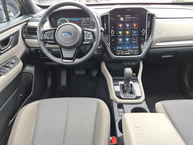 Used 2025 Subaru Forester Premium AWD/4WD image 28