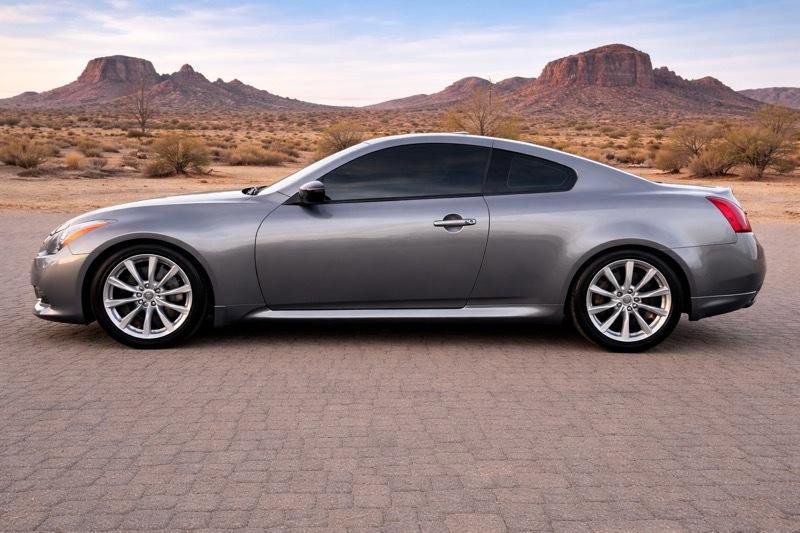 Used 2013 INFINITI G37 Journey w/ Premium Pkg image 3