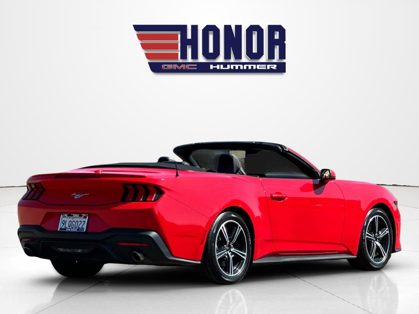 Used 2024 Ford Mustang Premium RWD image 4