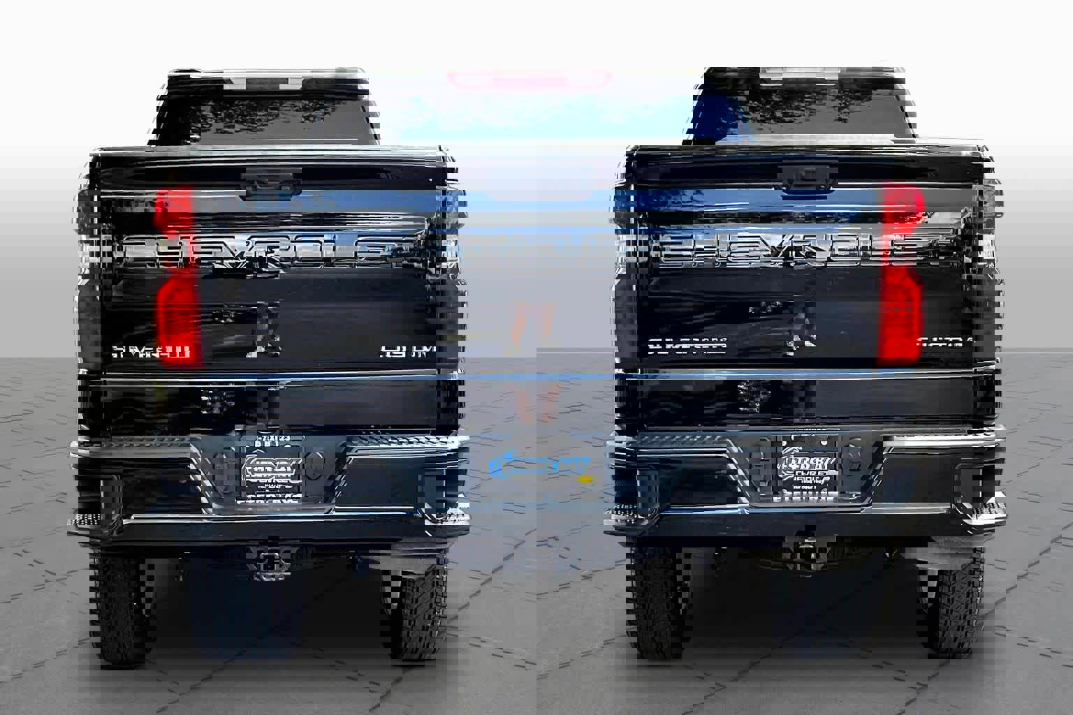 Certified 2023 Chevrolet Silverado 1500 Custom image 5