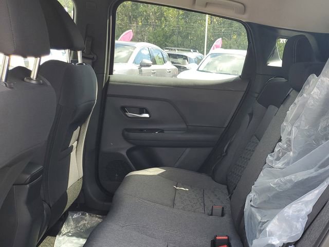 New 2026 Nissan Kicks SV image 7