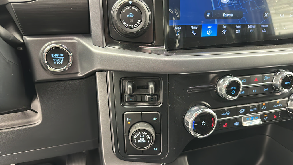 New 2026 Ford F150 XLT w/ Equipment Group 302A MID AWD/4WD image 17