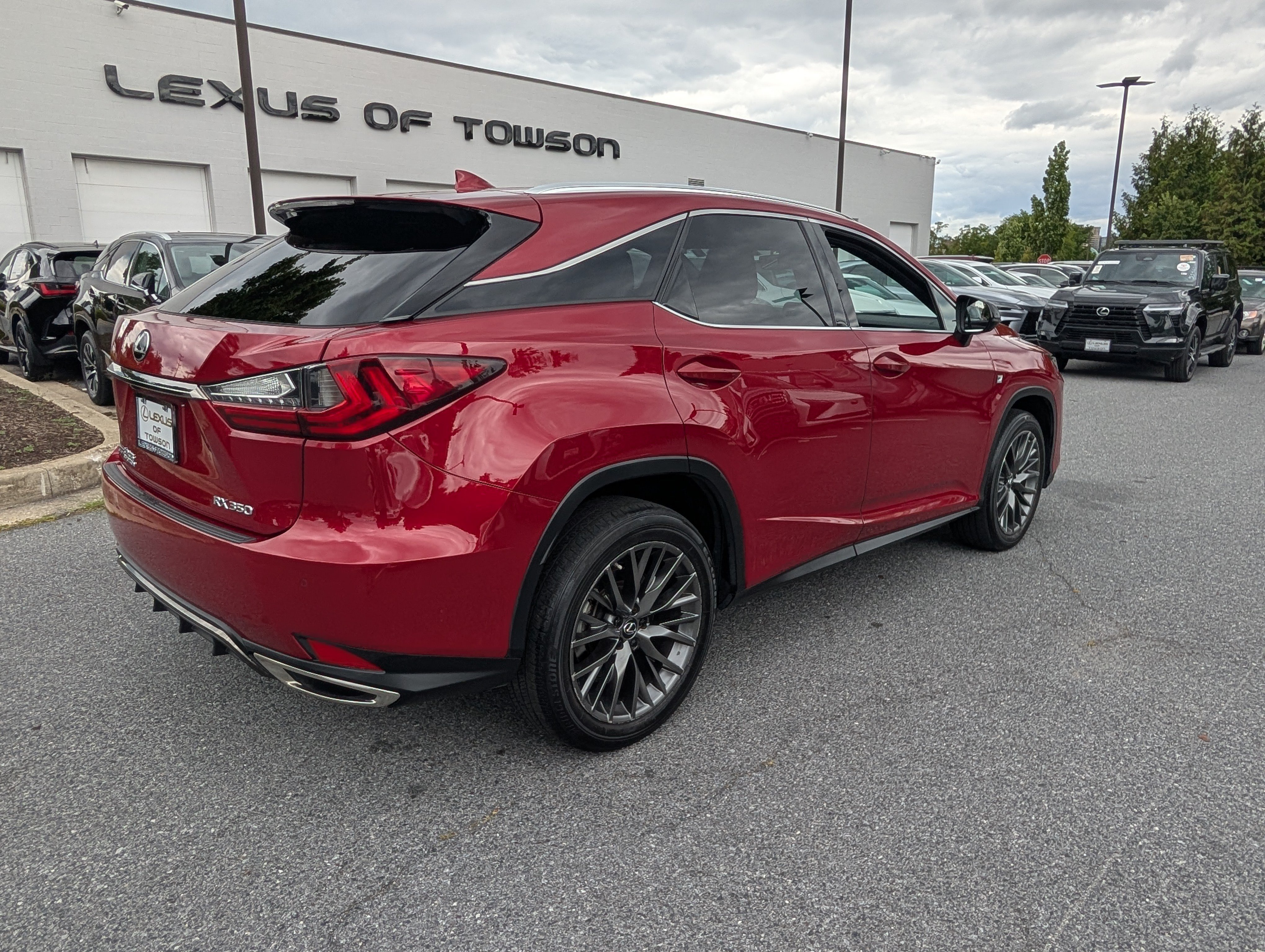 Used 2022 Lexus RX 350 F Sport w/ Accessory Package AWD/4WD image 3