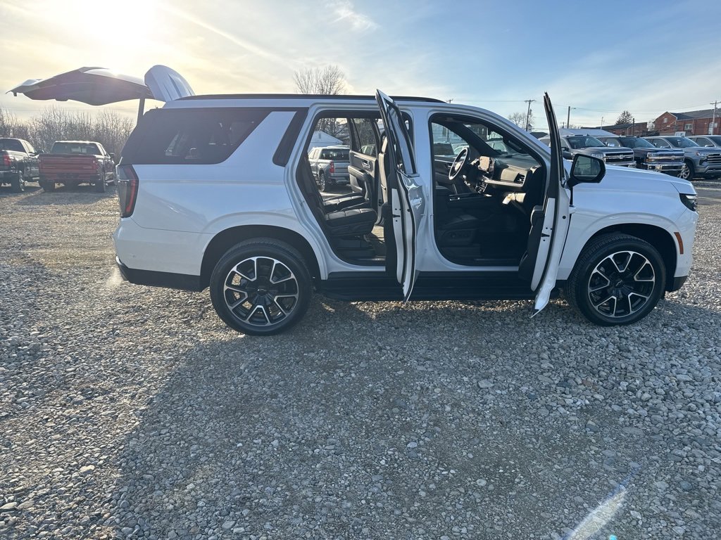 Used 2025 Chevrolet Tahoe RST w/ Comfort Package image 34