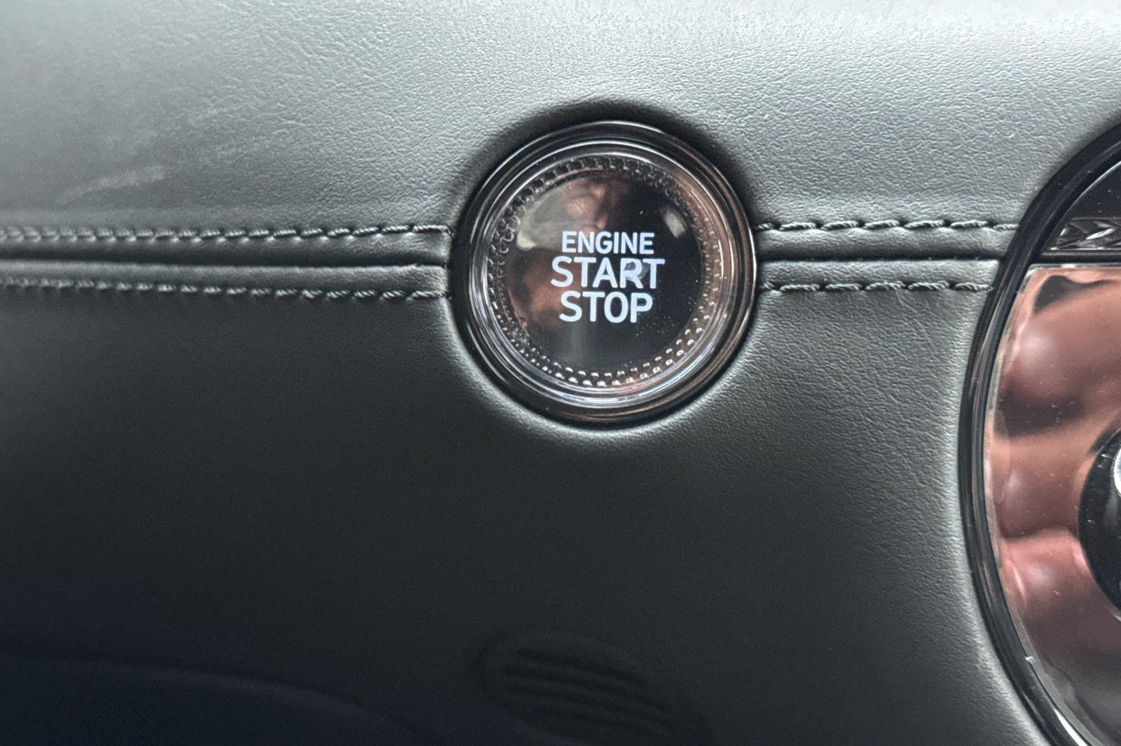 New 2026 Genesis G90 3.5T Prestige image 25