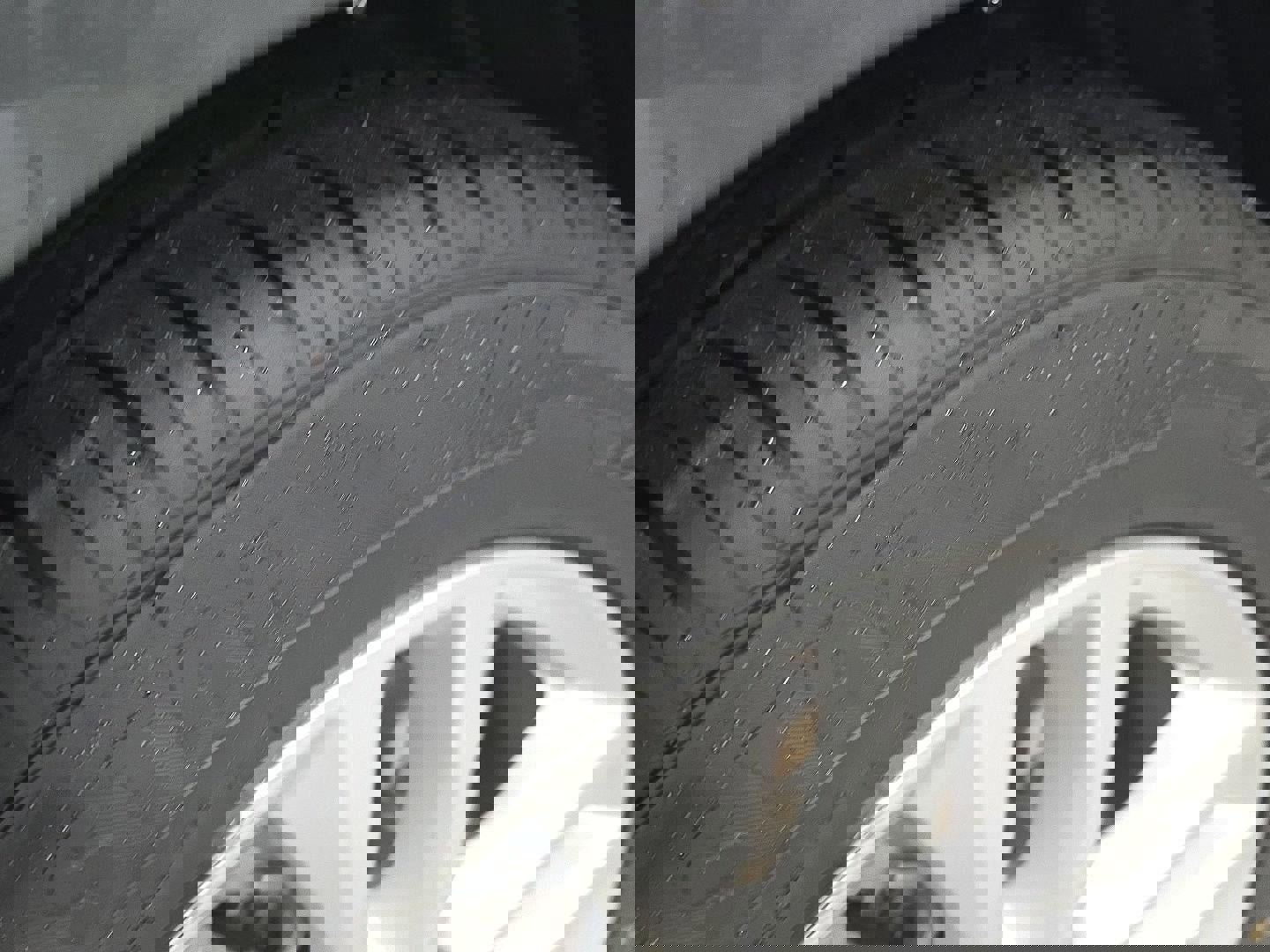 Used 2018 Chevrolet Malibu LT image 18