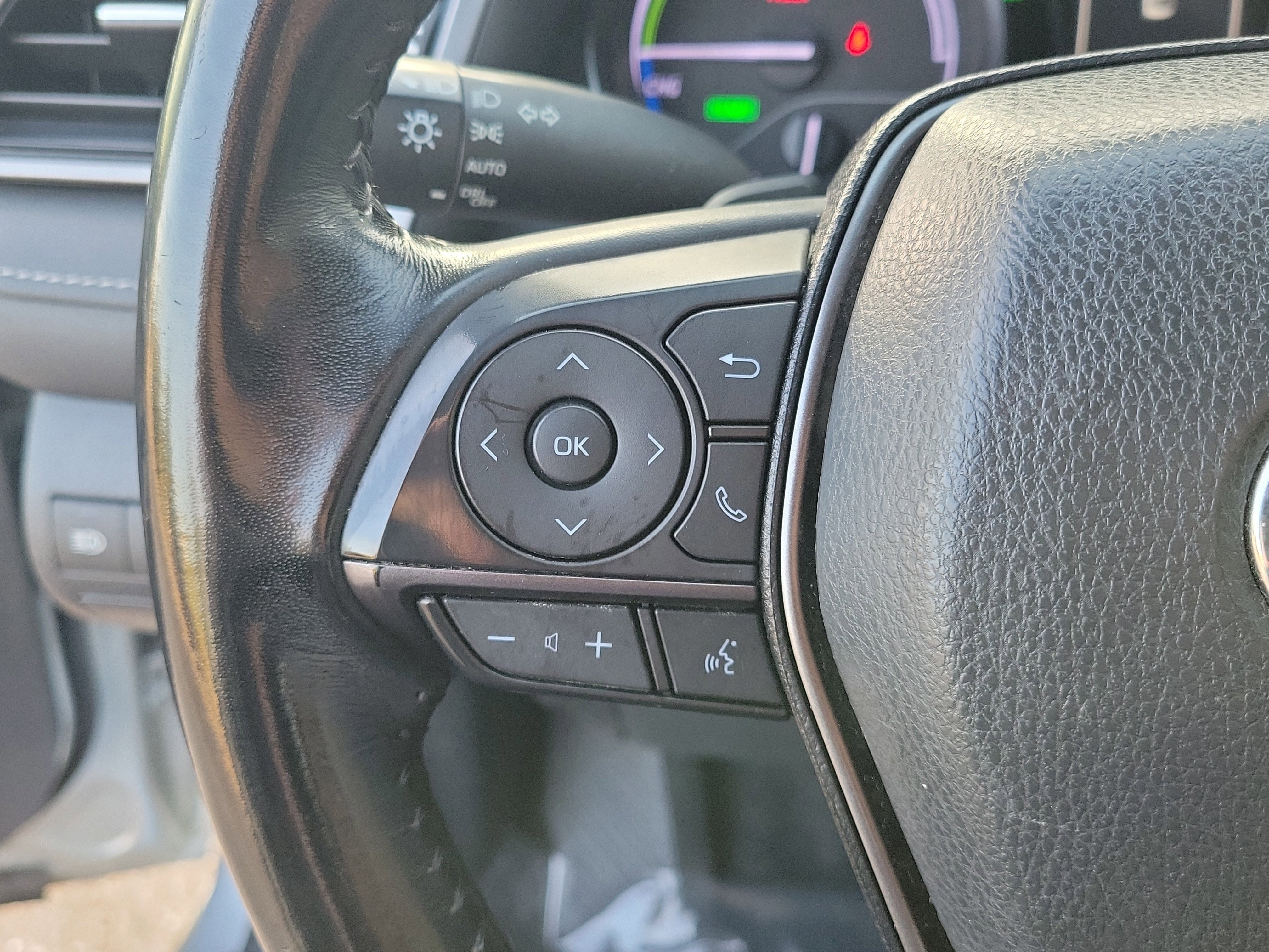 Used 2022 Toyota Camry SE image 29