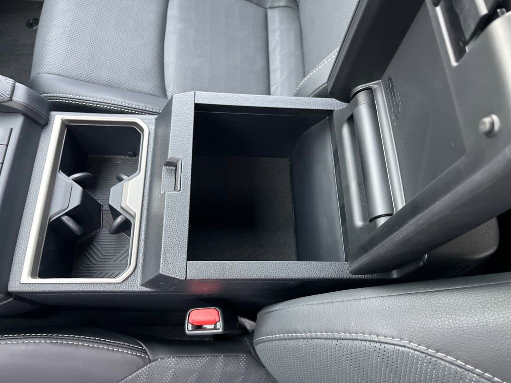 Certified 2025 Toyota 4Runner TRD Off-Road Premium image 29